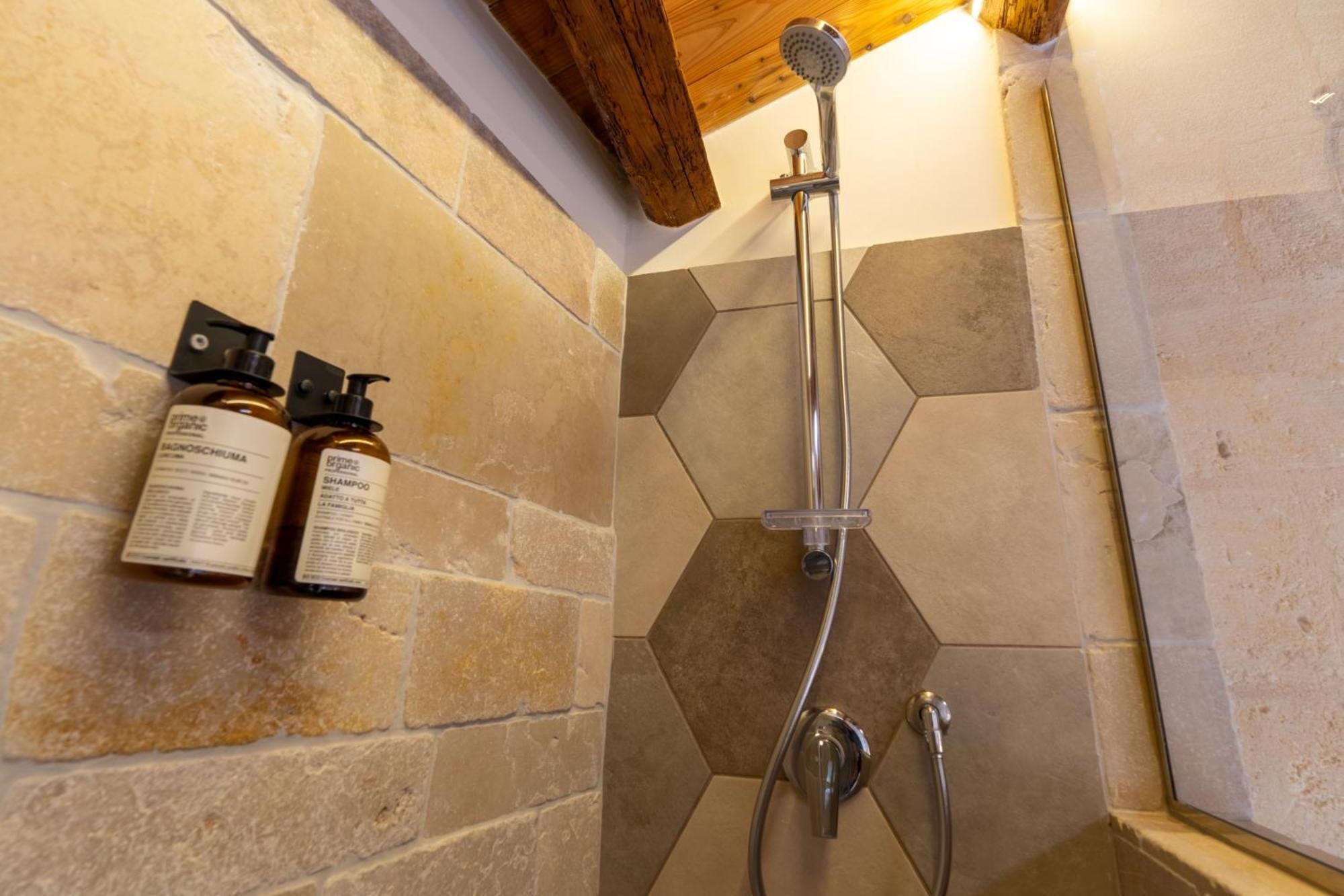 B&B Palazzo Vittoria 비쉘리에 외부 사진