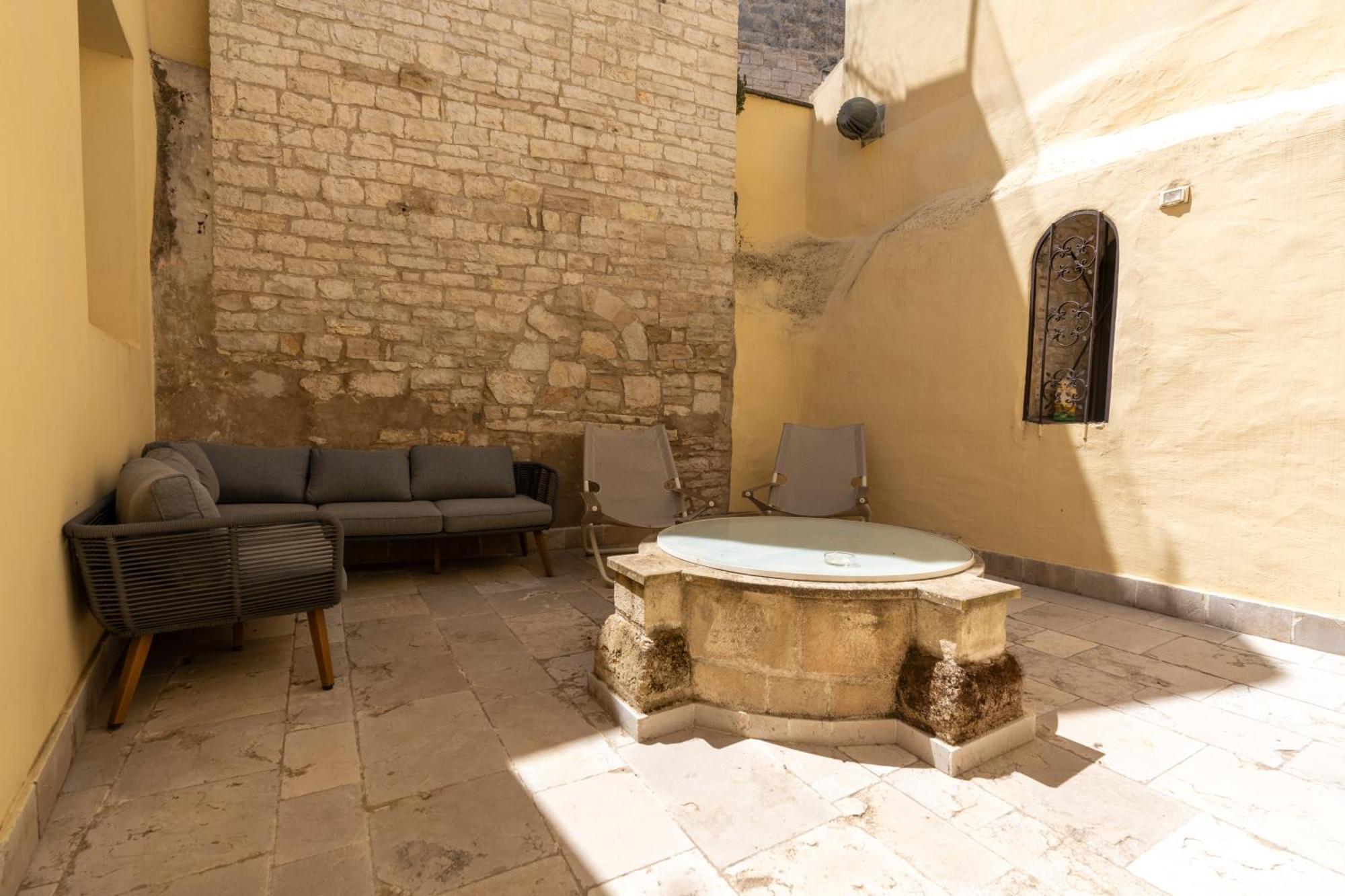 B&B Palazzo Vittoria 비쉘리에 외부 사진